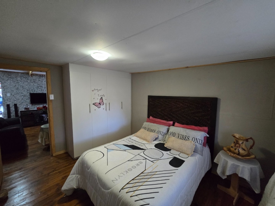 8 Bedroom Property for Sale in Bayswater Free State